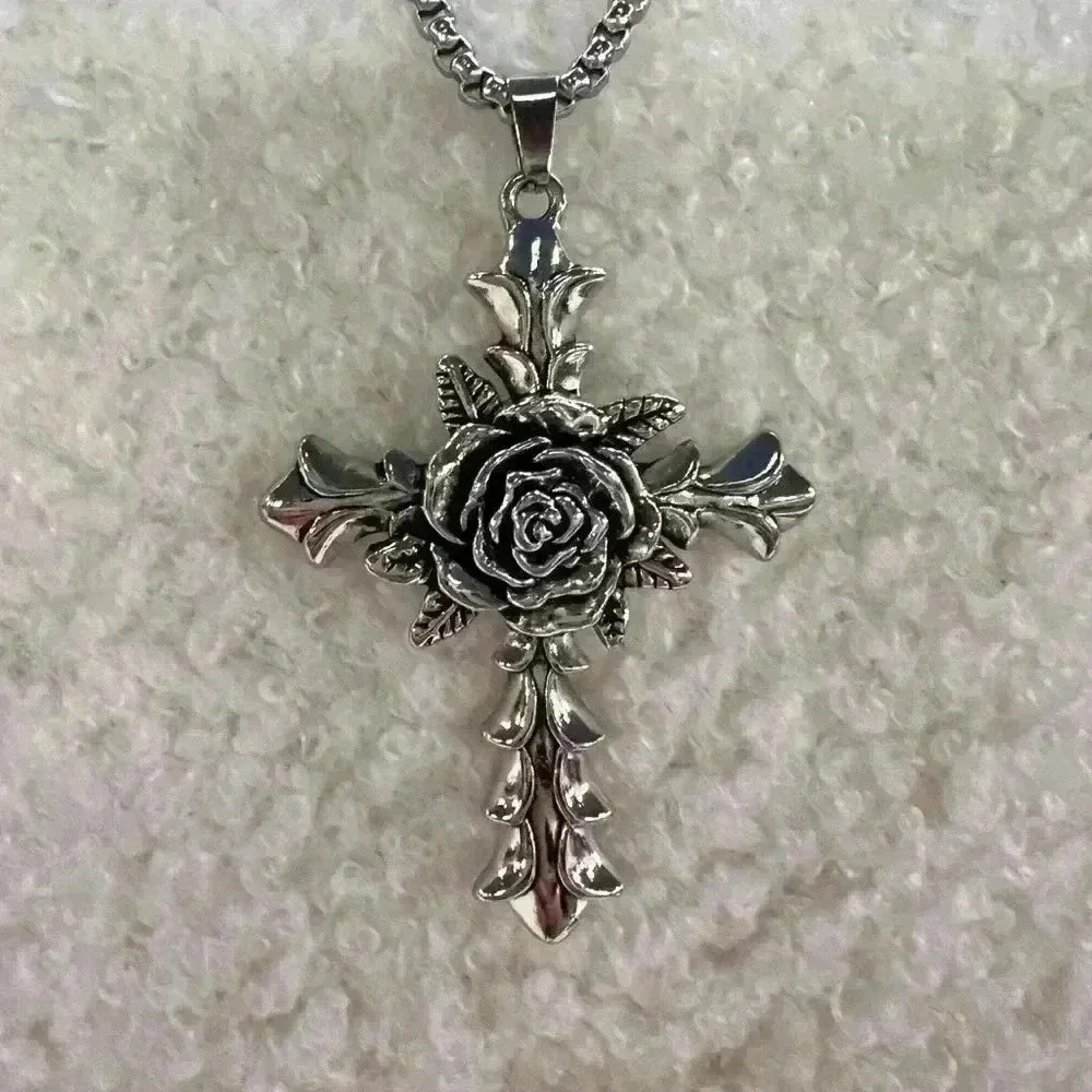 Trendy Pendant Necklace  Collection